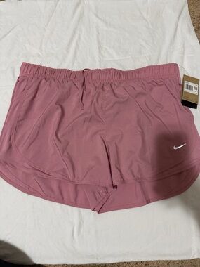 💗 Nike Dri-FIT Running Shorts – Size XXL (NWT)